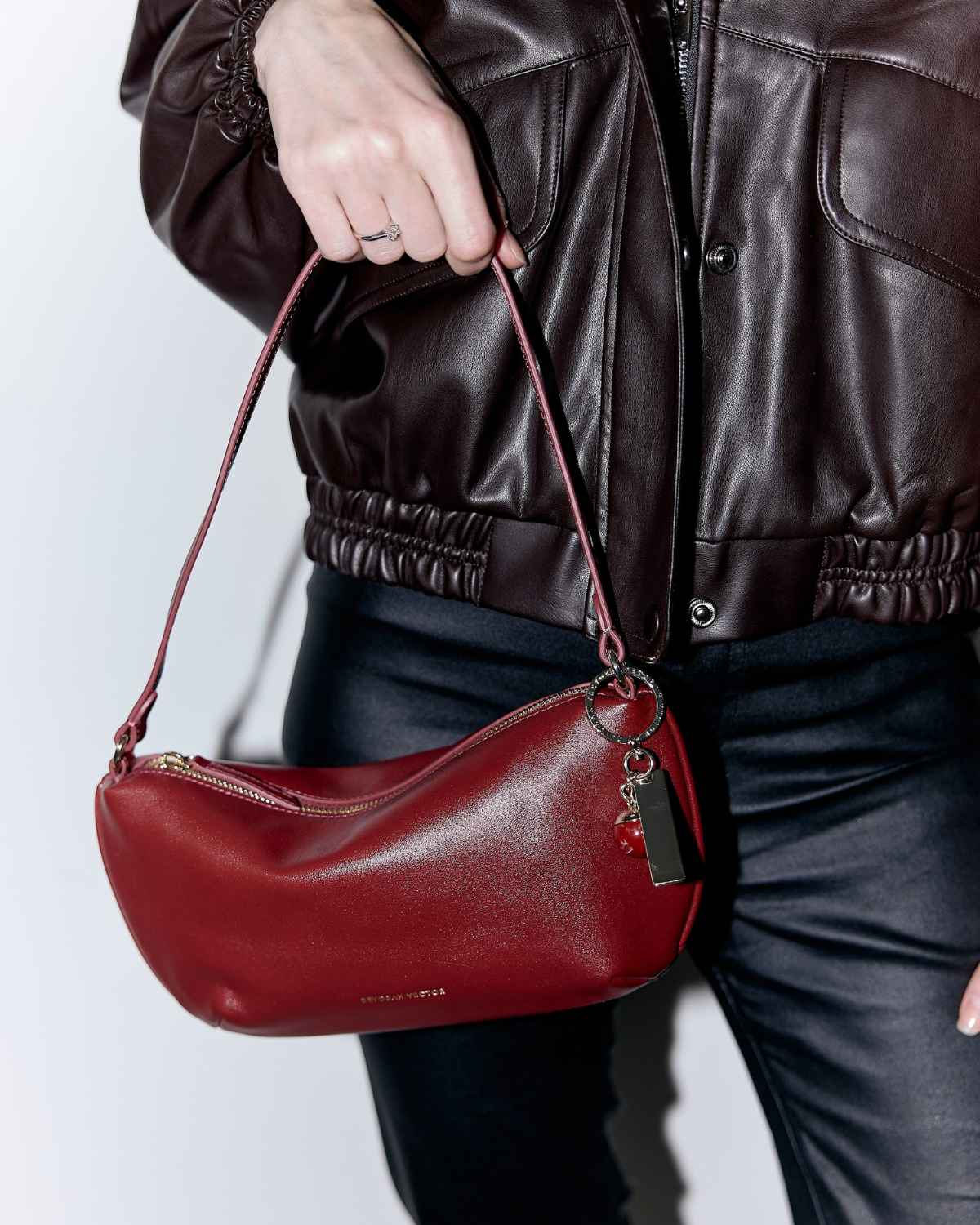 #color_burgundy