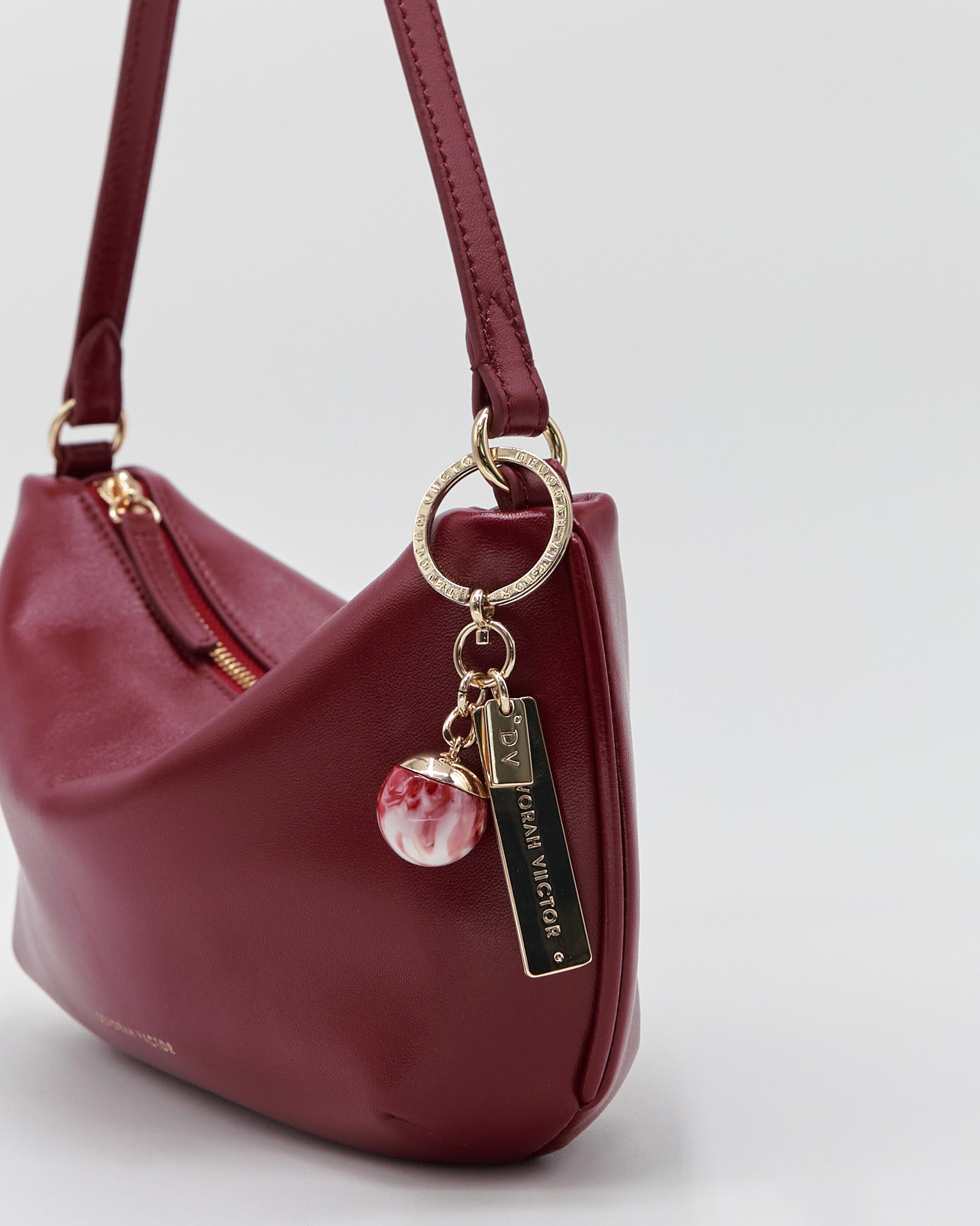 #color_burgundy