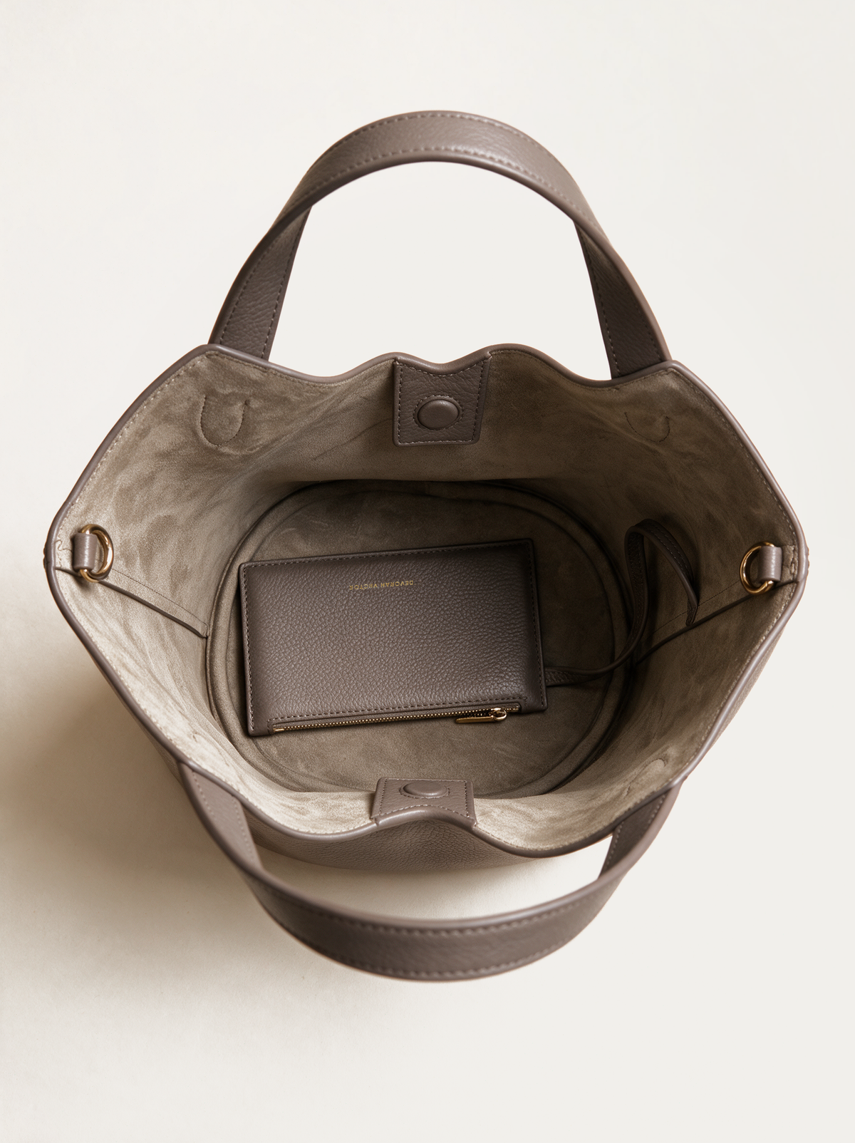 MEDDA, interior in Italian suede, with the zip pouch and crossbody strap loops