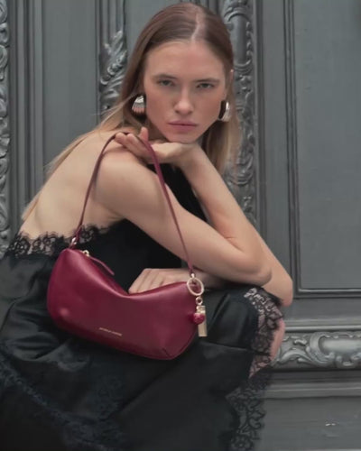 #color_burgundy